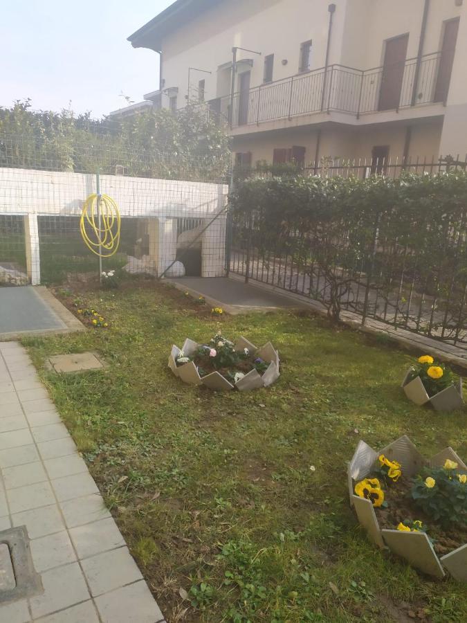 Apartamento Bilocale Di Giusy Dalmine Exterior foto